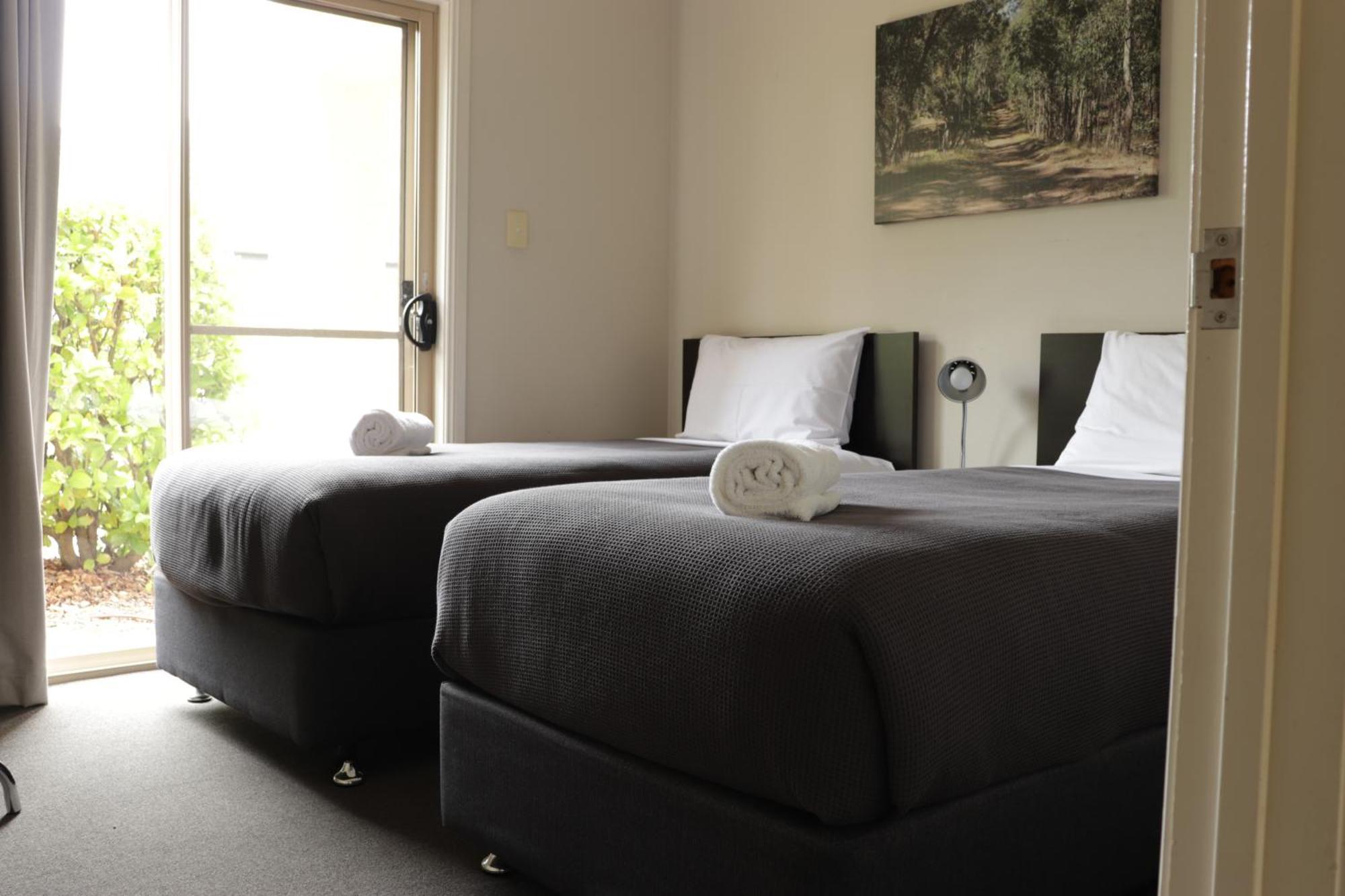 Cootamundra Heritage Motel&Apartments Buitenkant foto